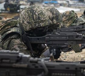 potd k15 lmg and k2c1 republic of korea marines