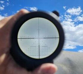 Reticle image at 15x. Note that the heavy crosshairs remain constant on high magnification. The slight blur seen in the reticle is from taking pictures through the scope, the reticle is crisp and clear to the eye.