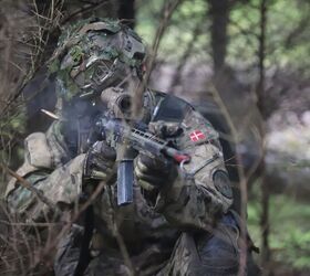 potd danish soldiers with gevr m 10 c8iur thermals m60e6 and c20s