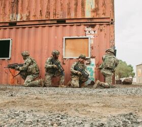 POTD: French FAMAS - U.S. Forces In CQB | thefirearmblog.com