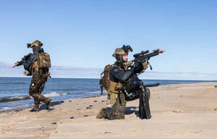 POTD: Recon Marines with M27RWK in Latvia | thefirearmblog.com