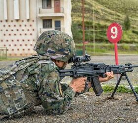 the chinese qjb 201 light machine gun