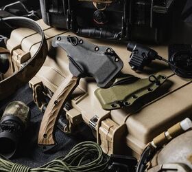 potd the toorknives f13 tommy tomahawk