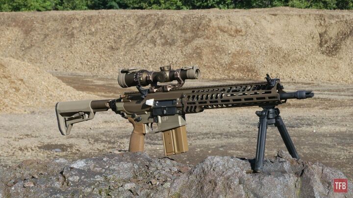 TFB Review: America's New Battle Rifle - The SIG Spear in 6.8x51mm ...