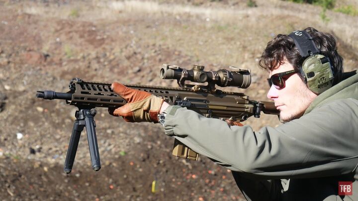 TFB Review: America's New Battle Rifle - The SIG Spear in 6.8x51mm ...