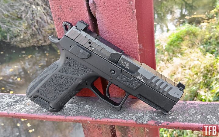 tfb review cz p 09 c nocturne pistol the p 07s successor