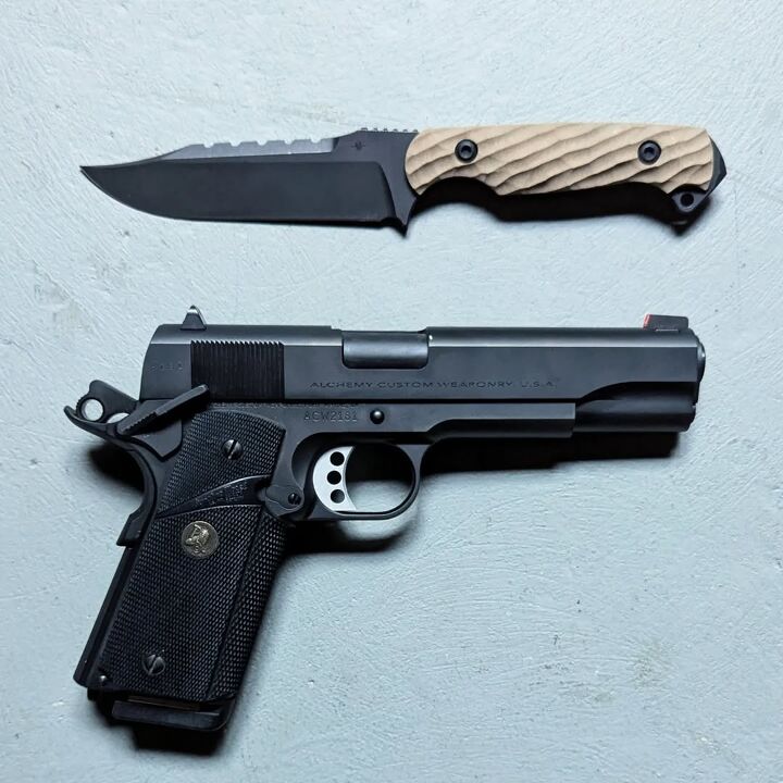 POTD: ACW MEUSOC And Toor Knives Crewman