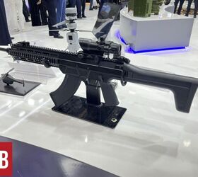 [IDEX 2025] The Chinese Take On The SCAR - The NAR CS/LR17 Rifle 