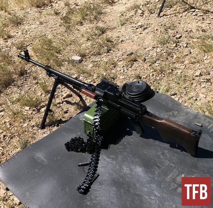 Chinese Export CS/LM4 - 7.62x51mm Type 80 Machine Gun | thefirearmblog.com