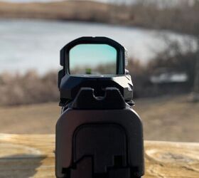 TFB Review: Strike Industries Hexion Tech Seeker Red Dot Sight