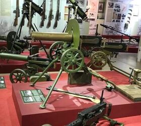 the maxim tokarev light machine gun, Soviet Great Patriotic War exhibit Photo by Lynndon Schooler
