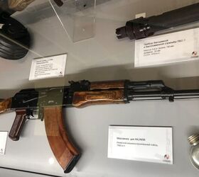 the soviet union s first flechette assault rifle the ao 27, 7 62x39 mm AKM Photo by Lynndon Schooler