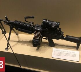 saw program the xm106 automatic rifle, US M249 Photo by Lynndon Schooler