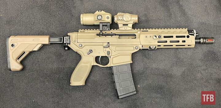 POTD: The New Swiss SIG Sauer SG563 SB | thefirearmblog.com