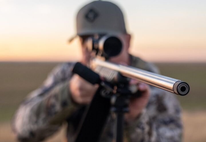 fudd friday thompson center makes a comeback in 2025, After years out of business Thompson Center is taking aim at the hunting market again Thompson Center