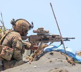 POTD: XM250 Light Machine Gun In The Philippines