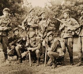 the stg 44 in post war yugoslavia, Airborne Brigade with a mix of weapons including the StG 44 Photo credit Jugoslovenska Narodna Armija