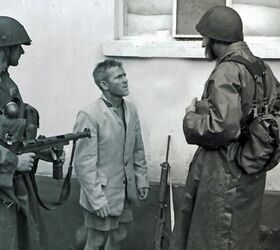 forgotten firearms of the 20th century that deserve a second look, Swedish peacekeepers detain a sniper at gunpoint during the Congo Crisis with their Carl Gustaf m 45