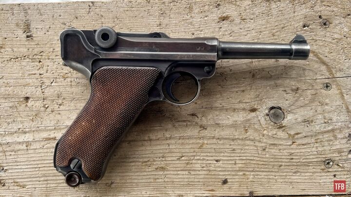 10 guns that are only popular because of pop culture