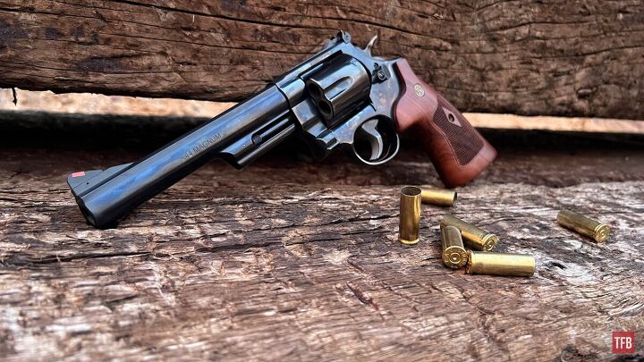 10 guns that are only popular because of pop culture