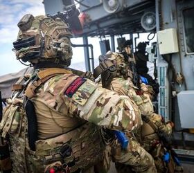 potd fast ropes and far horizons royal marines with sig sauer mcx