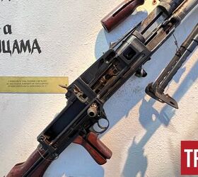 experimental zastava m65 light machine gun, M37 cutaway Here is depicted the barrel change mechanism later used for the M65 In 1940 VTZ under license produced 1 000 M37s This example is manufactured at Zbrojovka Brno By Lynndon Schooler