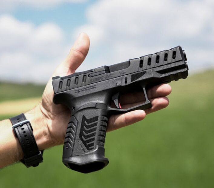 new derya dy9 island pistol with ported island barrel and rmr cut