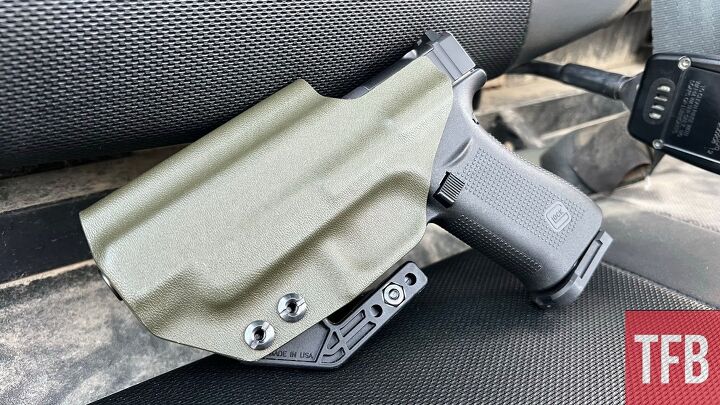 concealed carry corner features that affect concealability