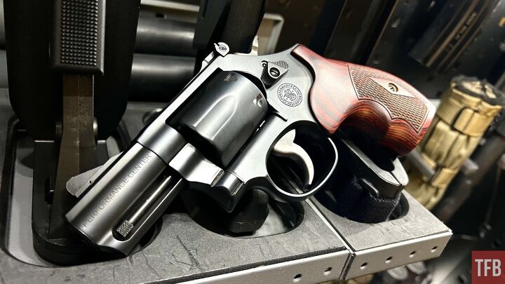 concealed carry corner features that affect concealability