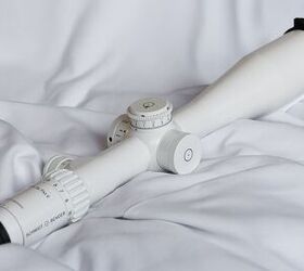 The Limited Edition Schmidt & Bender 5-25x56 PM II in White