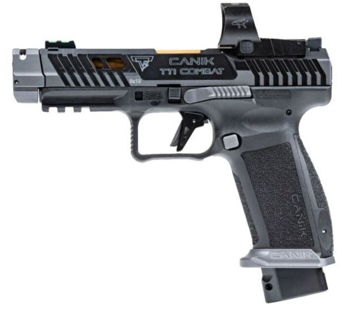 The TTI Combat Smoke w/ MO3, with a red dot.