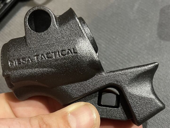 Shown how the pocket nut fits inside the cast adapter