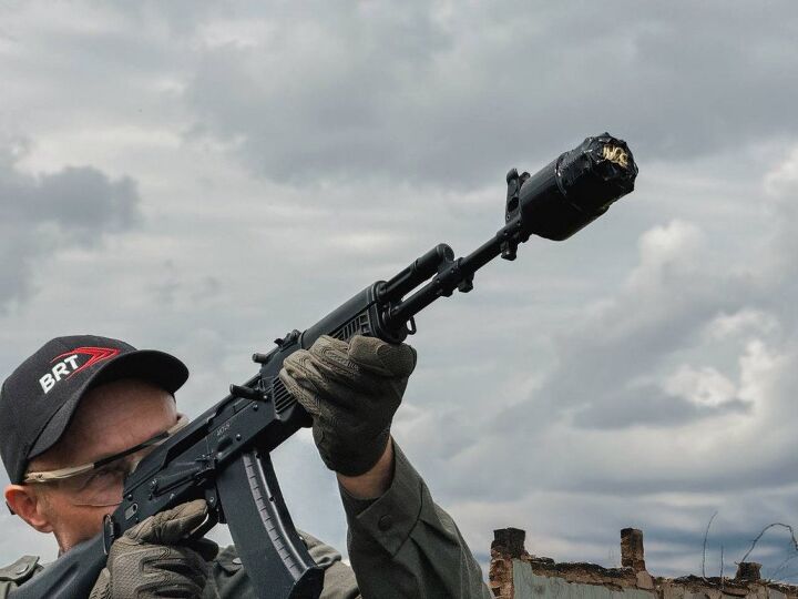 russian brt setkomet muzzle attached anti drone net launcher