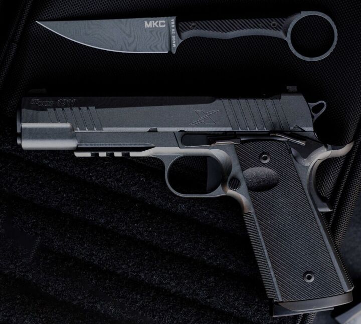 POTD: Damascus Cerakote SIG 1911X Pistol & Wargoat Knife