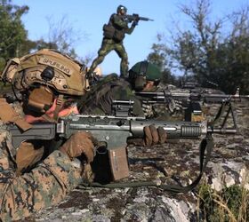 POTD: The Swedish Ak5 in U.S. Marines’ Hands