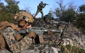 POTD: The Swedish Ak5 in U.S. Marines’ Hands