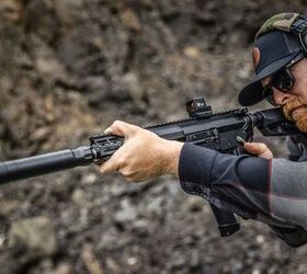 new from vortex venom enclosed micro red dot sight