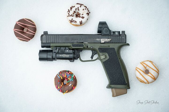 POTD: Glock 34 MOS - Snow, Ice & Doughnuts