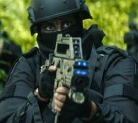 the guns of alien earth