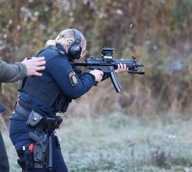 swedens police move to replace mp5s with ak 24