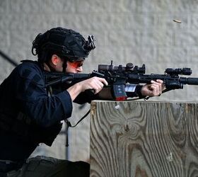 potd secret services kac sr 16 cqb mod 2 1 in action