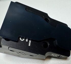 glock 19 gen6 first impressions the best glock ever, The plastic plates sit between the slide and optic acting as a shock absorber