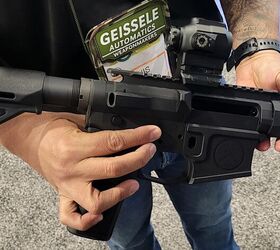 Sightmark’s new micro-prism comes with features like shake-awake and auto-adjust brightness. [Zac K.]