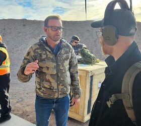 shot 2026 day 2 the people of shot show, Actual hero and genuinely nice dude Christian Craighead chatting with TFB editor Matt Moss Interactions like this are a highlight