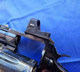 wheelgun wednesday colt anacondas blued optic ready enhanced grips