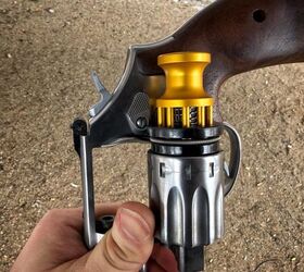 wheelgun wednesday speed beez speed loader for the s w 617 10 shot