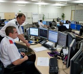 front line friday 5 radios earpro and coordination gaps, ID 4242428 Police Radio Graham Taylor Dreamstime com