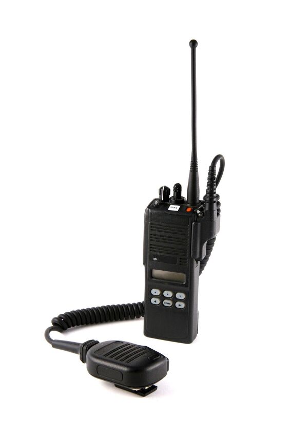 Police Earpro Front Line Friday #5: Radios, Earpro, and Coordination Gaps ...