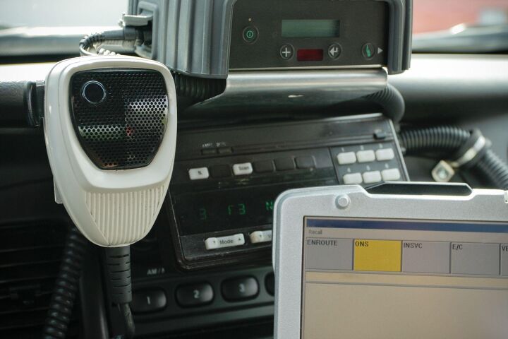 Police Earpro Front Line Friday #5: Radios, Earpro, and Coordination Gaps ...