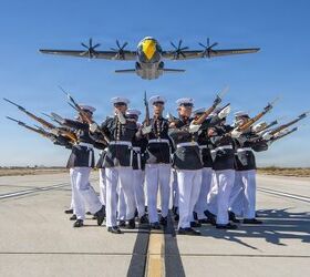 potd perfect timing silent drill platoon performs at yuma